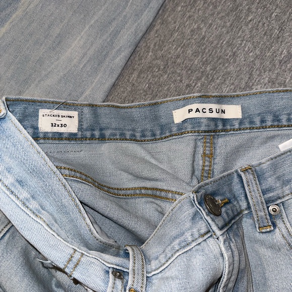 PacSun Ripped Jeans - Picture 3 of 3